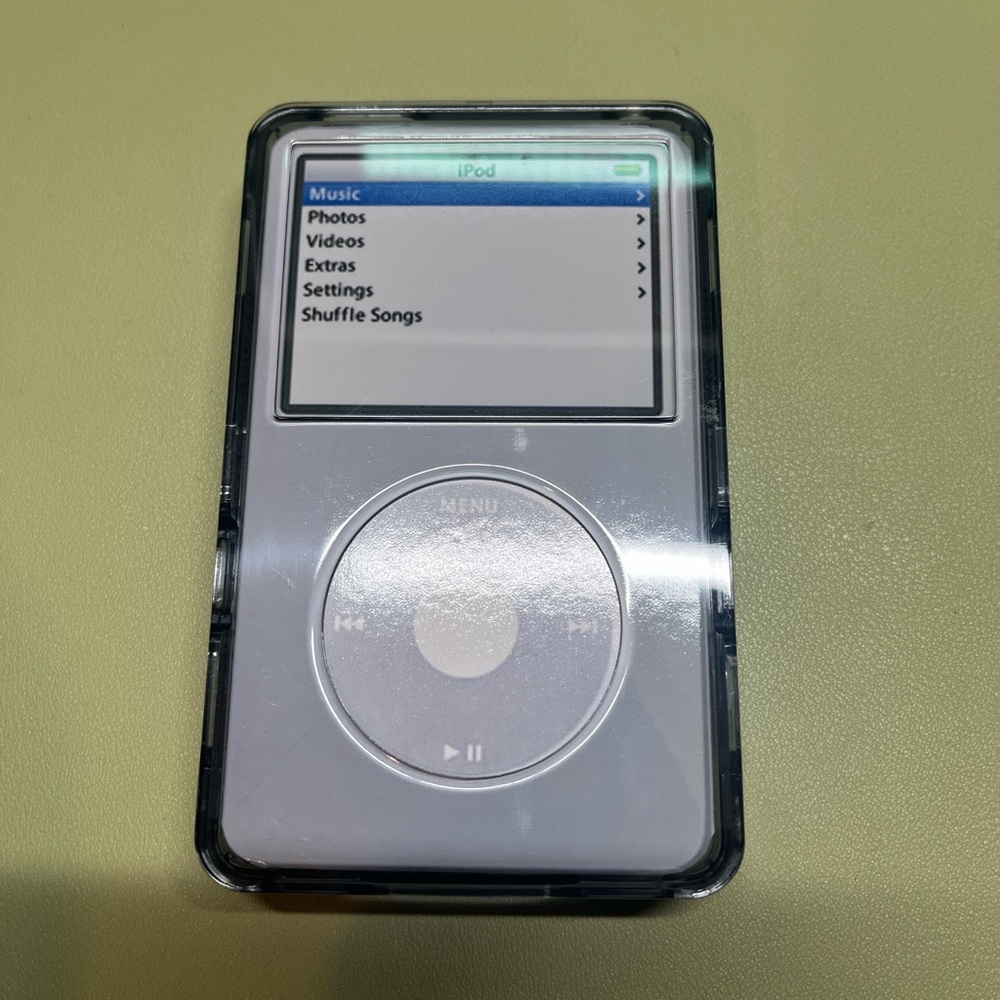 Speck thick case for iPod classic 60mb w/video